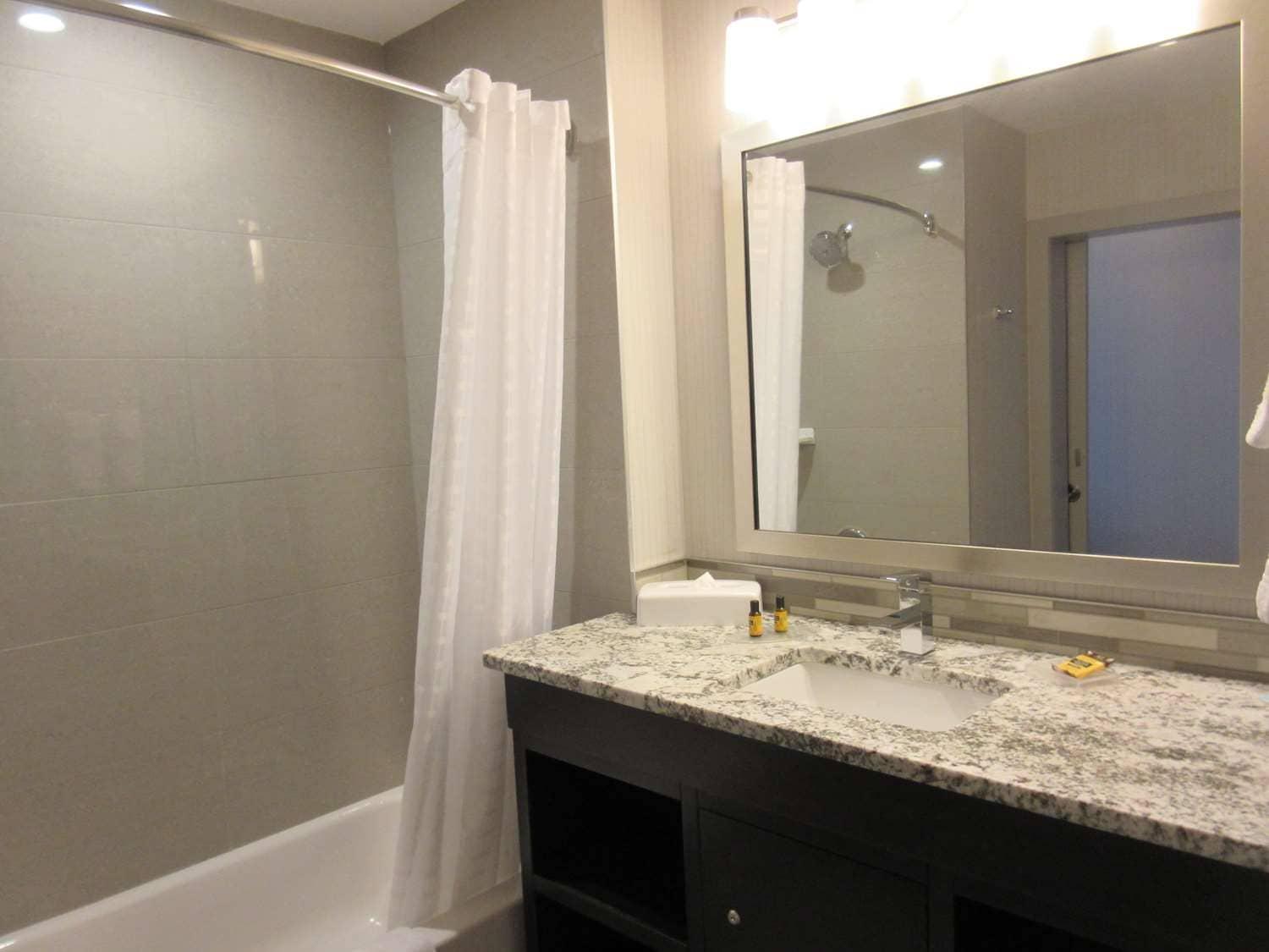 Best Western Plus Airdrie Gateway Zewnętrze zdjęcie