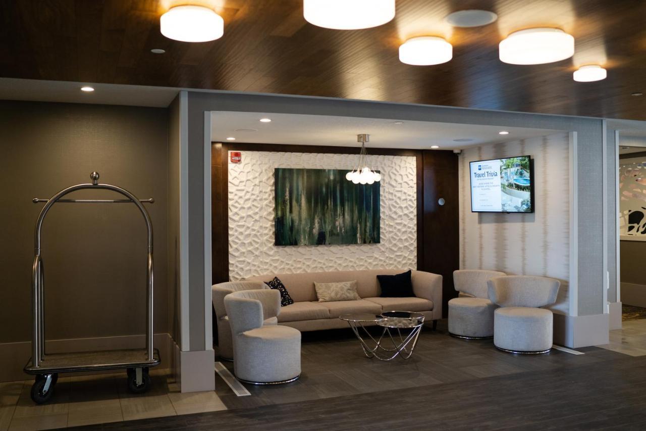 Best Western Plus Airdrie Gateway Zewnętrze zdjęcie