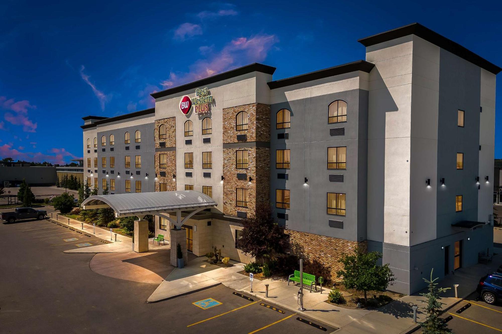 Best Western Plus Airdrie Gateway Zewnętrze zdjęcie