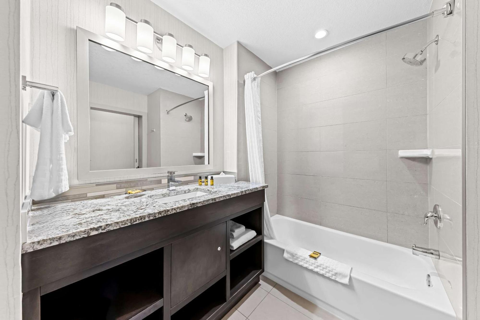 Best Western Plus Airdrie Gateway Zewnętrze zdjęcie