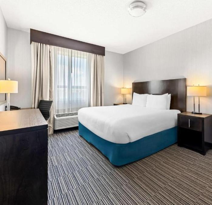 Best Western Plus Airdrie Gateway Zewnętrze zdjęcie